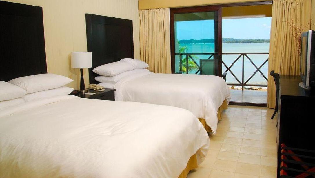 Playa Tortuga Hotel And Beach Resort Bocas del Toro Exterior photo