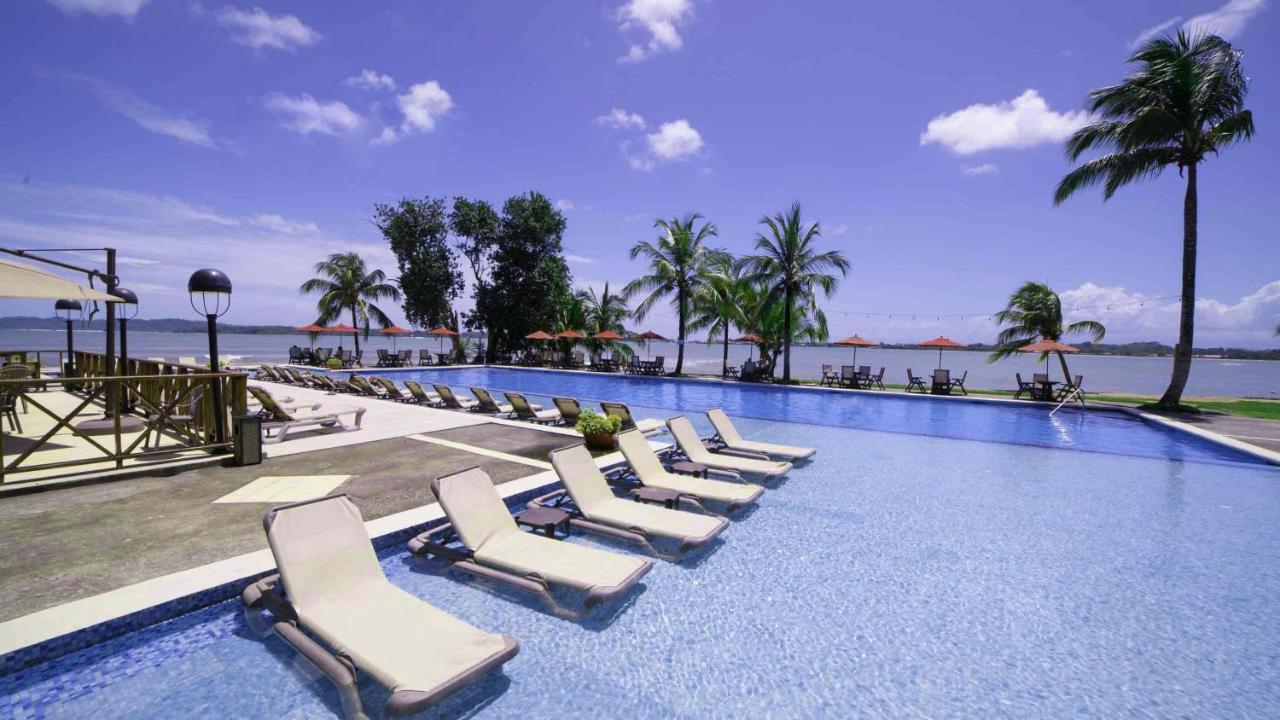 Playa Tortuga Hotel And Beach Resort Bocas del Toro Exterior photo