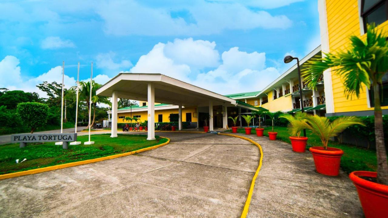 Playa Tortuga Hotel And Beach Resort Bocas del Toro Exterior photo