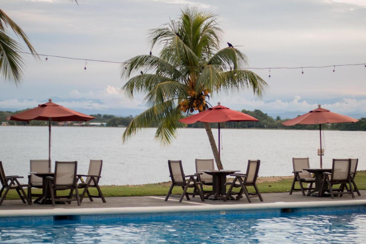 Playa Tortuga Hotel And Beach Resort Bocas del Toro Exterior photo